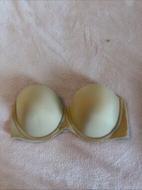 Maidenform Strapless Molded Bra - Light Beige 38D